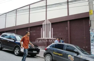 Loja em galeria na rua conde de sarzedas, n. 135 - loja 139 • 36 m²