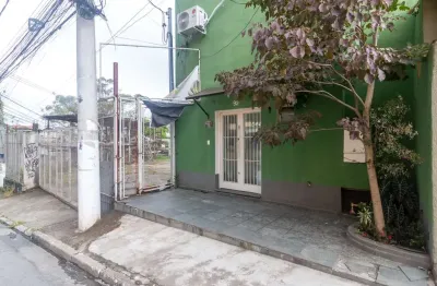 Barracão / Galpão / Depósito com 3 salas para alugar na Rua Valentim Silva, 92, Jardim do Lago, São Paulo