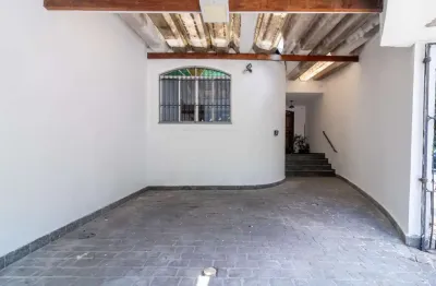 Casa comercial na rua julieta espírito santo pinheiro, n. 12 • 250 m²