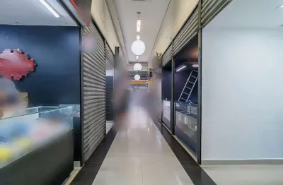 Loja em galeria na rua santa ifigênia, n. 190 - box 24 • 5 m²