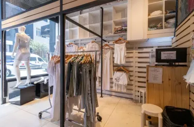 Ponto comercial para alugar na Rua José Paulino, 260, Bom Retiro, São Paulo