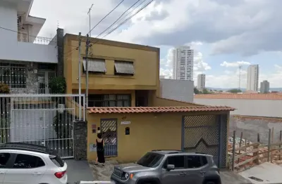 Casa comercial na rua antônio augusto covello, n. 472 • 359 m²