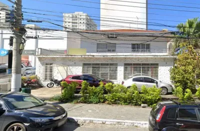 Casa comercial na rua bernardino de campos, n. 164 • 300 m²