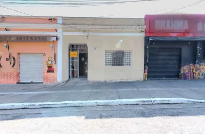 Casa comercial na largo da matriz de nossa senhora do ó, n. 92 - - • 90 m²