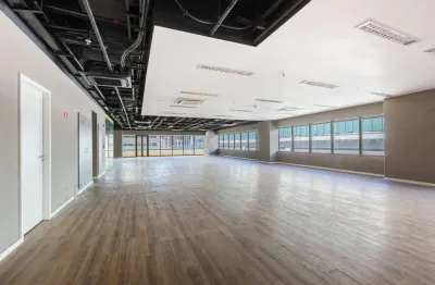 Sala comercial na rua fidêncio ramos, n. 329 - cj 84 • 377 m²