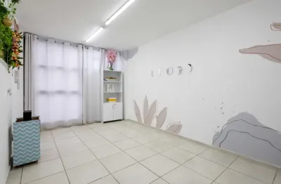 Sala comercial na praça oswaldo cruz, n. 47 - conjuntos 27/28 • 70 m²