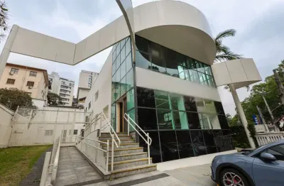 Ponto comercial com 9 salas para alugar na Avenida Pacaembu, 1295, Pacaembu, São Paulo