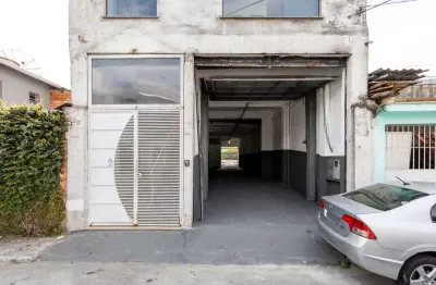 Casa comercial na rua adalgisa de abreu ramalho, n. 130 - salao • 180 m²