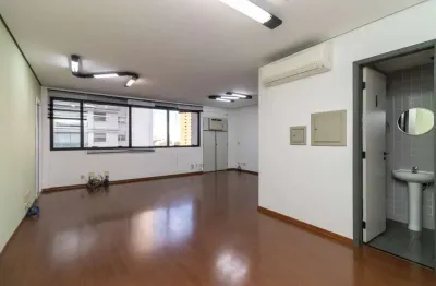 Sala comercial na rua arandu, n. 205 - cj 906 e 907 • 61 m²