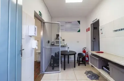 Casa comercial na avenida salvador jorge velho, n. 905 • 125 m²