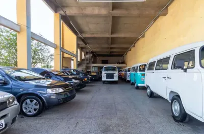 Loja na avenida são miguel, n. 4115 - térreo + subsolo • 1020 m²
