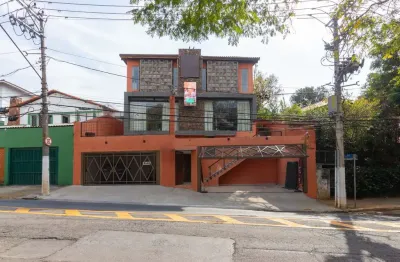 Casa comercial na rua cardoso de almeida, n. 2144 • 600 m²