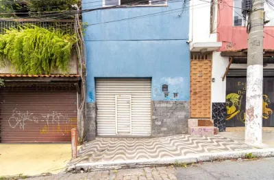Prédio para alugar na Rua Valentim de Barros, 57, Vila São Vicente, São Paulo