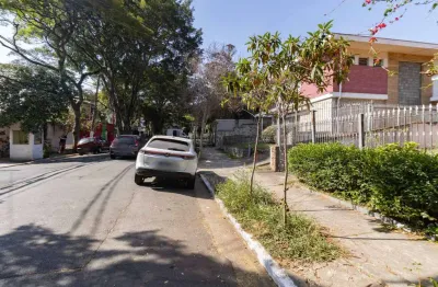Casa comercial com 11 salas para alugar na Rua Ferreira de Araújo, 63, Pinheiros, São Paulo