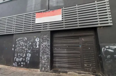 Casa comercial para alugar na Rua Vitória, 820, Santa Ifigênia, São Paulo