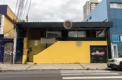 Prédio para alugar na Rua Miguel Rachid, 246, Vila Paranaguá, São Paulo