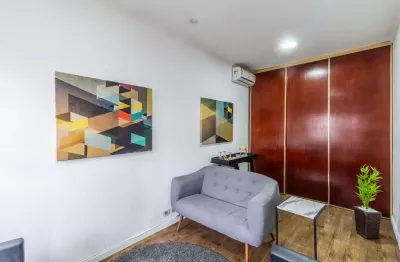Sala comercial com 9 salas para alugar na Rua Guaimbé, 713, Mooca, São Paulo