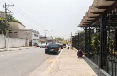 Casa comercial para alugar na Rua Mercedes Lopes, 622, Vila Santana, São Paulo
