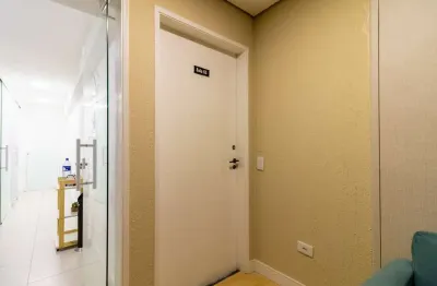 Sala comercial na rua josé maria lisboa, n. 860 - conjunto 63 • 37 m²