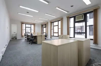 Sala comercial com 5 salas para alugar na Rua Helena, 285, Vila Olímpia, São Paulo