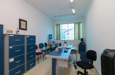 Sala comercial com 3 salas para alugar na Rua Engenheiro Pegado, 1321, Vila Carrão, São Paulo