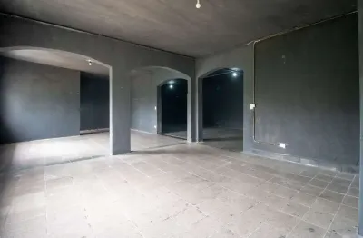 Sobreloja na rua arraial dos couros, n. 16 - sala 1 • 150 m²