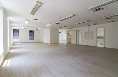 Sala comercial na avenida paulista, n. 925 - salas 111/112 • 462 m²