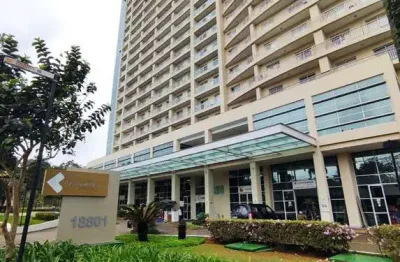 Sala comercial na avenida das nações unidas, n. 18801 - giardino 10 • 125 m²