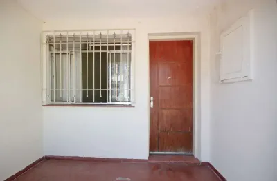 Casa comercial na rua joaquim oliveira freitas, n. 566 - casa • 120 m²