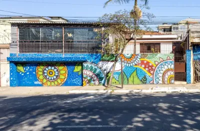 Casa comercial na avenida doutor assis ribeiro, n. 232 - a • 150 m²