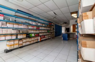 Sobreloja na rua voluntários da pátria, n. 512 - sala 05 • 58 m²