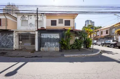 Casa comercial na rua doutor bento teobaldo ferraz, n. 156 • 250 m²