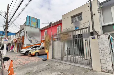 Prédio comercial na rua são benedito, n. 53 • 170 m²