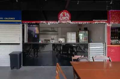 Loja em galeria na avenida imperador, n. 3135 • 24 m²