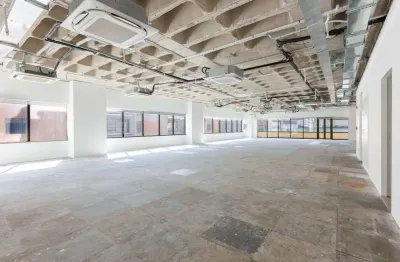Sala comercial na rua fidêncio ramos, n. 329 - cj 103 • 377 m²