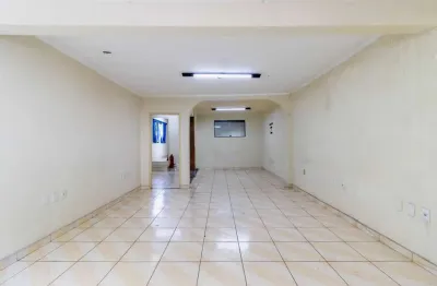 Sobreloja na rua manuel leitão bandeira, n. 154 • 95 m²