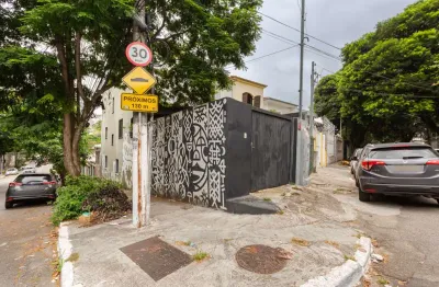 Casa comercial na rua professor frontino guimarães, n. 147 • 240 m²
