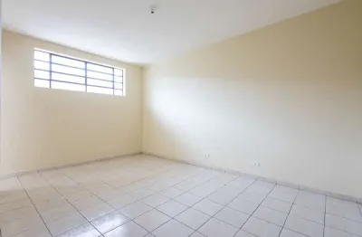 Sala comercial para alugar na Avenida Garcia de Ávila, 384, Jardim Miriam, São Paulo