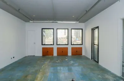 Sala comercial na rua bandeira paulista, n. 662 - conjunto 15 • 37 m²