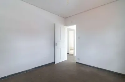 Casa comercial para alugar na Rua Manuel Jacinto, 740, Vila Morse, São Paulo