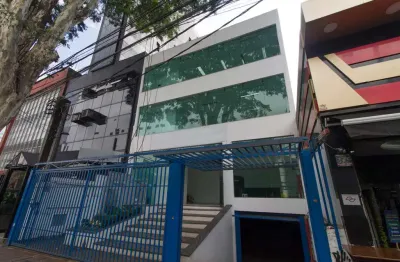 Prédio comercial na rua tenente gomes ribeiro, n. 208 • 1000 m²