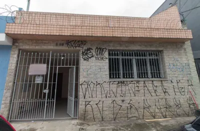 Casa comercial com 7 salas para alugar na Rua Ibitinga, 509, Vila Bertioga, São Paulo
