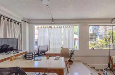 Sala comercial na rua piracuama, n. 206 - sala 3  • 30 m²