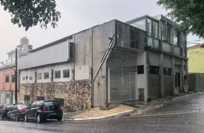 Prédio com 9 salas para alugar na Praça Domingos Barbosa, 120, Vila Canero, São Paulo