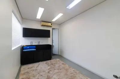 Casa comercial na avenida general mac arthur, n. 157 - sala 3 • 13 m²