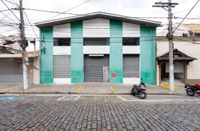 Casa comercial para alugar na Rua Henrique Bernardelli, 101, Santana, São Paulo
