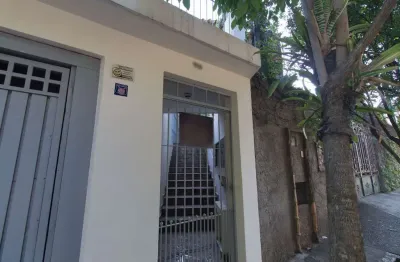 Casa comercial na rua terra roxa, n. 3 - casas 1 e 2 • 356 m²