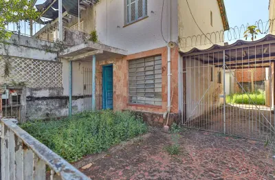 Casa comercial com 3 salas para alugar na Rua Demóstenes, 1071, Campo Belo, São Paulo