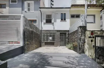 Casa comercial com 6 salas para alugar na Rua Bartira, 983, Perdizes, São Paulo