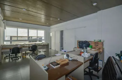 Sobreloja na alameda dos tupiniquins, n. 859 - sobreloja • 45 m²